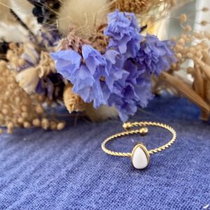 Bague pierre blanche