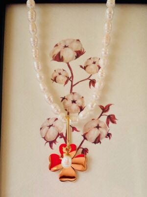 Collier perle et trèfle